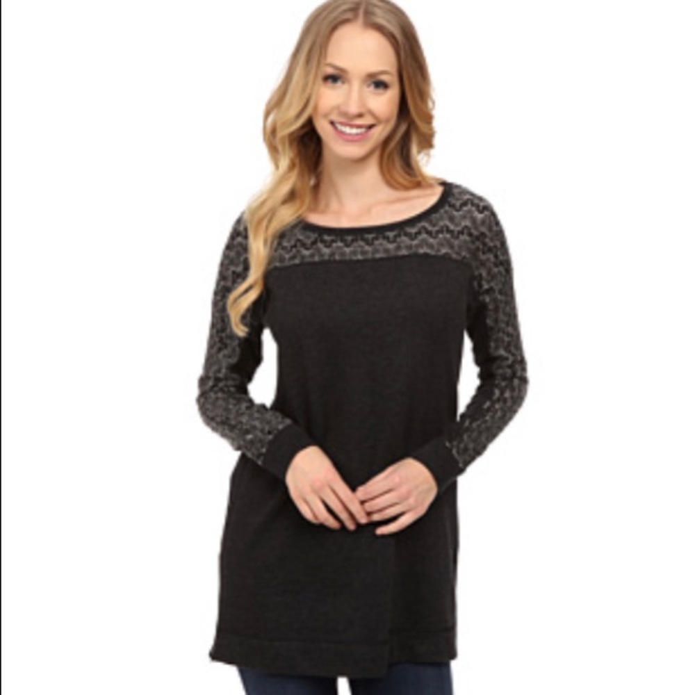 Mod-o-doc lace sweater knit zip hem tunic. Gently worn. Size small.